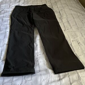 NWT Size 4 Eddie Bauer Woman’s Classic Black Warm Flannel Lined Pants